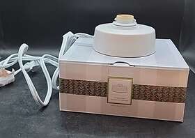 39448 Scentsy Tabletop Base For Ceramic Nightlight White -