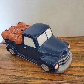 43121 Scentsy Retro Blue Truck With Pumpkin Delivery Lid Full Size Wax Warmer In Box