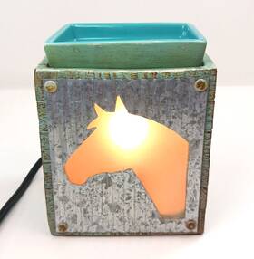 48735 Scentsy Warmer Unbridled Tin Horse Head Front Faux Barn Wood Full Size Retired