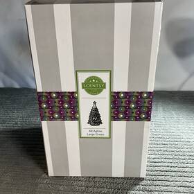 6se5 Scentsy All Aglow Large Green Christmas Tree Warmer Retired
