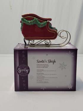 Scentsy 763760000031 Santas Sleigh Element Warmer 2014 Retired With Box Holiday Collection