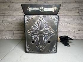 Garbx1 Scentsy Hope Cross Full Size Wax Warmer. Dsw-hope. Euc. Includes Bulb Retired