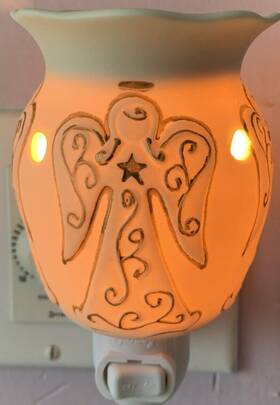 Gold-2010-eb56 Scentsy 2010 Retired Warmer Heavenly Angel Wall Plug-in Cream 7 Inch Gold 2010-eb56