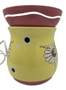 Hd1068-0824 Scentsy Warmer Daisy 6 Wax Cubes Inch Marked Down-small Chip At Top Without Bulb