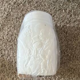 1100-34974 Scentsy Inc. Let It Snow Ceramic Wax Warmer White Christmas Bowl