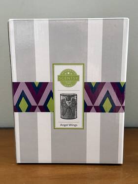 Scentsy Inc. 55767 New In Box Authentic Angel Wings Electric Wax Warmer - Silver Nib