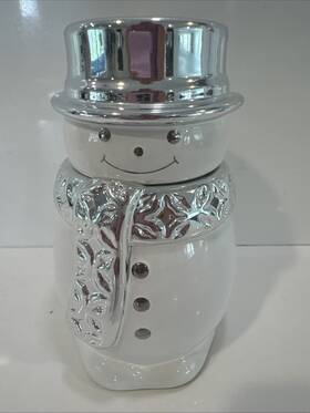 Slatkin & Co. 637295801052 And Winter Snowman Candle Ceramic Jar 5.5 Oz Bath Body Works