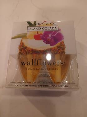 Slatkin & Co. 667526276205 Wallflowers 2 Refill Pack Island Colada And Co. Bath Body Works Nip