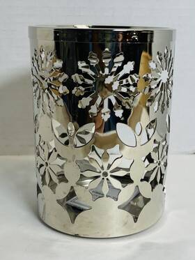 Slatkin & Co. 667529303496 And Silver Snowflake Oil Christmas Winter