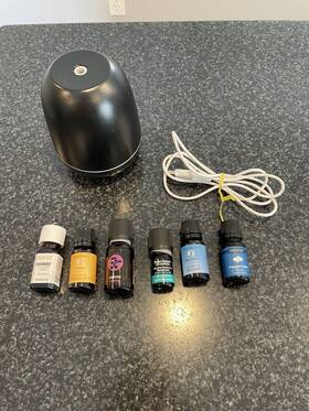 Sparoom 850015333224 -essential Oils Diffuser - Black 100ml With Charging Cord And 6