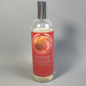 The Body Shop 028197252717 Frosted Cranberry And Room Spray 3.3 Oz Rare Discontinued