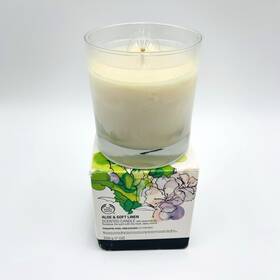 The Body Shop 028197264642 Aloe And Soft Linen Scented Candle 7 Oz Paraffin-free Unbleached