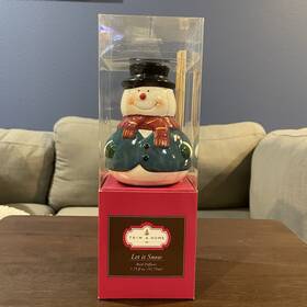 Trim A Home 682833525006 Let It Snow Fragrance Reed Diffuser Snowman