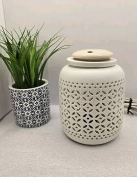 Sc-539 True Living Trueliving Electric Wax Warmer Ceramic Wicker Style Great Night Light