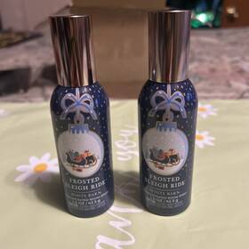 White Barn 667558132111 Frosted Sleigh Ride Concentrated Room Spray Pack 2
