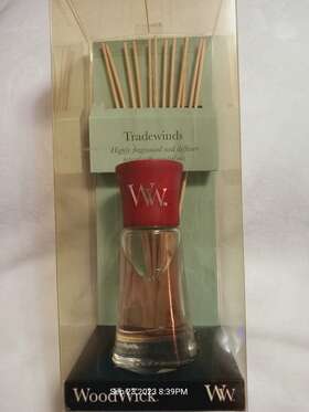 Woodwick Fragrance 663595151061 Nib Inch Tradewinds Reed Diffuser - Essential Oils 7.4 Oz 12 Reeds And Vase