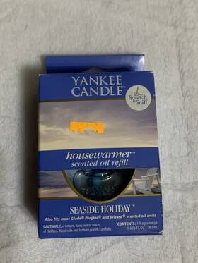 00074 Yankee Candle Nib Seaside Holiday Housewarmer Scented Oil Air Freshener Refill