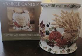1059742 Yankee Candle Electric Wax Tart Potpourrui Burner Wheat 4.5 Inch X 5 In Box