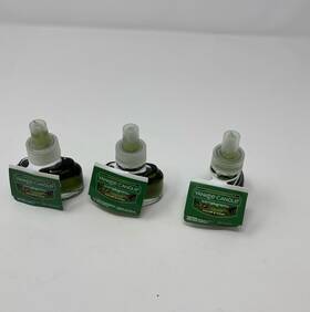 1240810 Yankee Candle Scentplug Refill 3-pack - Balsam And Cedar Green 0.625 Fl Oz Each