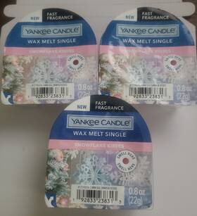 Yankee Candle 192833238313 Wax Melt Tart Singles Snowflake Kisses 0.8 Oz Brand New. Lot Of 3
