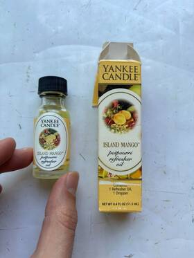 Yankee Candle 609032423384 Island Mango Potpourri Refresher Oil