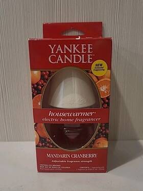 B3-i11 Yankee Candle 609032468712 Rare Mandarin Cranberry Housewarmer Electric Fragrance Oil
