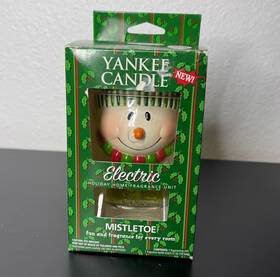 Yankee Candle 609032539078 Retired Snowman Electric Holiday Home Fragrance Diffuser Mistletoe