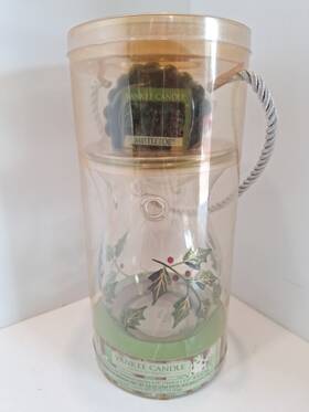 Yankee Candle 609032708894 Wax Potpourri Warmer With Mistletoe And Sparkling Cinnamon Scents