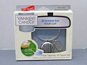 Yankee Candle 886860700836 Charming Scents Starter Kit Bangle Fragrance Locket Charm