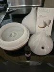 Mahli Danza Ultrasonic Diffuser With 7 Cycling Light Colors. Fixed Price $18.00.