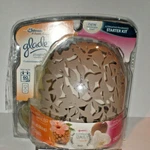 1 Glade Plugins Scented Oil Fragrance Alternating Warmer With Refills Not Fan. Fixed Price $29.77.