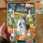Goldessence Aromas Plug In Air Freshener Scented Fragrance Green Tea & Citrus. Fixed Price $15.98.
