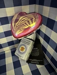 Bath & Body Works Neon Pink Heart Wallflowers Fragrance Plug Light Up Glow. Fixed Price $34.99.