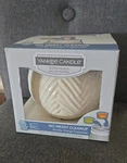 Yankee Candle Scenterpiece Meltcup Warmer Nib Spw-vanilla 2017. Fixed Price $29.00.