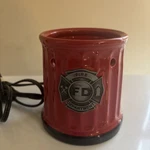 Scentsy Fire Fighter Department Hydrant Wax Warmer Red Missing Top -turns On. Fixed Price $26.00.