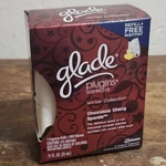 Glade Plugins Scented Oil Winter Collection Chocolate Cherry Refill & Warmer Nos. Fixed Price $18.19.