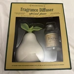 New Williams Sonoma Fragrance Diffuser Spiced Pear Ceramic 3.25 Fl Oz Oil. Fixed Price $31.50.