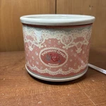 Vintage Rival Potpourri Crock Model 3206 Cottagecore Country Lace Electric. Fixed Price $19.00.