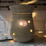 Scentsy Angora Full Size Wax Fragrance Warmer Beige Retired W/ 4 Bars & Box. Fixed Price $29.95.
