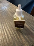 Bath And Body Works Buttercream Icing 1 Wallflower Refill. Fixed Price $18.00.
