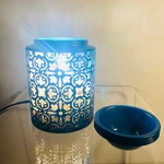 Scentsationals Himalayan Salt Rock Fragrance Warmer Kapelos Filigree Quatrefoil. Fixed Price $21.56.