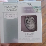 Yankee Candle Charming Scents Giving Tree 1 Accessory. Fixed Price $11.85.