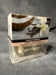 Bath And Body Works 2 Pack Wallflowers Plug- In Refills Vanilla Coconut. Fixed Price $12.95.