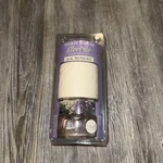 Yankee Candle Electric Scent Plug In Home Fragrance Unit Lilac Blossom. Fixed Price $19.90.