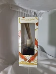 Yankee Candle Sparkling Cinnamon Reed Diffuser Special Holiday Edition 2.1 Fl Oz. Fixed Price $23.98.