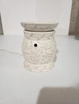 Yankee Candle White Ceramic Electric Room Fragrancer Model #19-00040. Fixed Price $15.00.