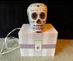 Scentsy Sugar Skull Full Size Wax Warmer Retired Dia De Los Muertos Calavera. Fixed Price $28.90.