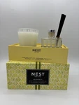 Nest New York Grapefruit Petite Candle & Reed Diffuser Gift Set W/ Box. Fixed Price $40.00.