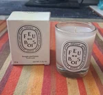 Diptyque Feu De Bois Scented Candle Wood Fire 35G 1.23 Oz White Wax. Fixed Price $25.00.