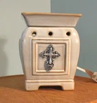 Scentsy "devoted" Full Size Warmer Silver/gold Crosses Retired 6" X 4.5" Vguc.... Fixed Price $18.00.